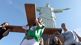 Como podemos viver a bem-aventurança da pobreza em espírito na sociedade atual?