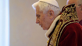 Gesto histórico marcou pontificado de Bento XVI