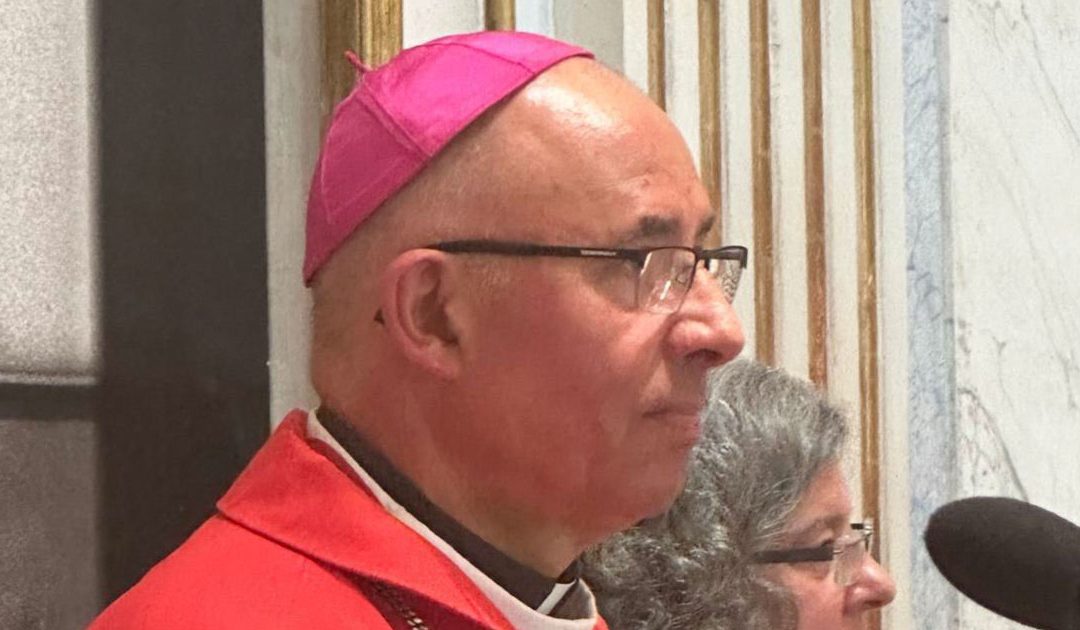 Patriarca de Lisboa preside a crismas na Capela do Rato
